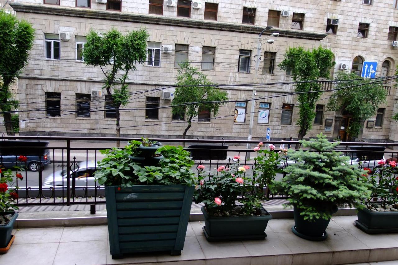 Yerevan Center Apartment 5A Екстер'єр фото