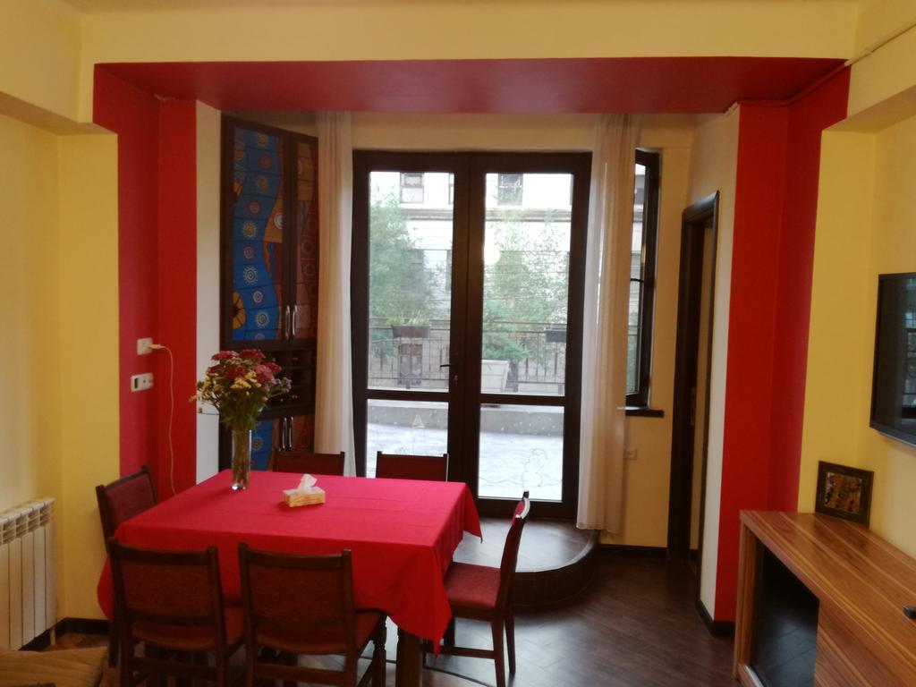 Yerevan Center Apartment 5A Екстер'єр фото